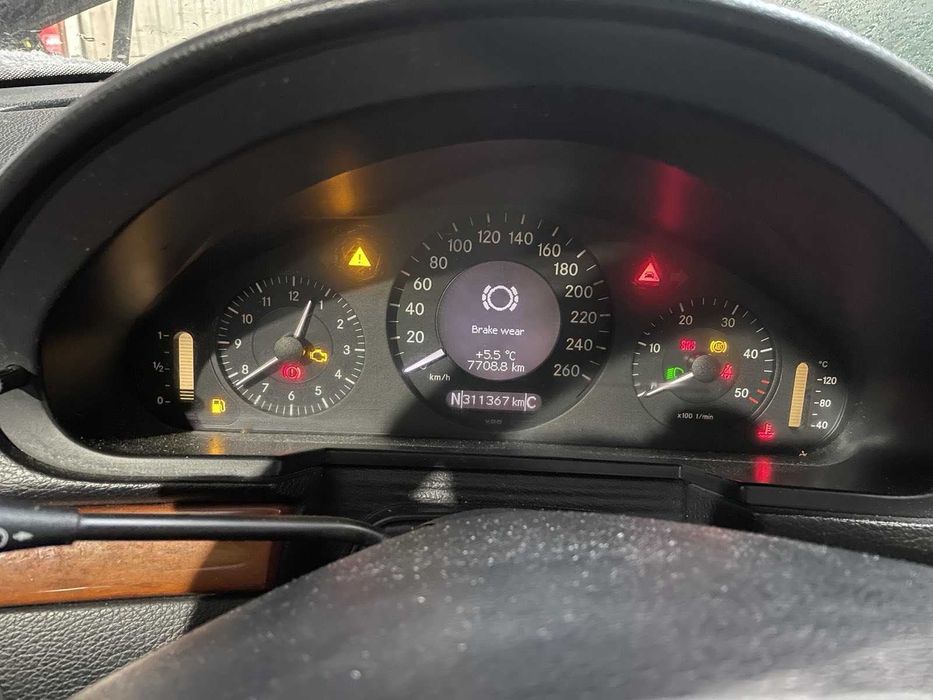 Мерцедес-Бенц E220 - Mercedes-Benz E220 2.2CDI W211 Facelift на части