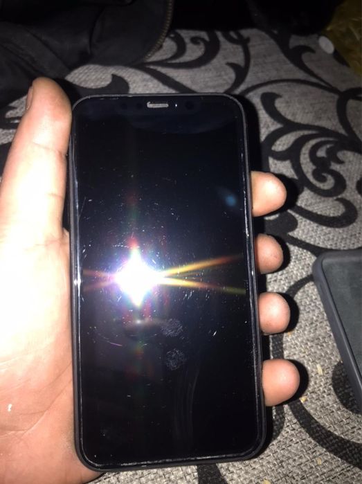 Айфон Xr  эмкость 77%