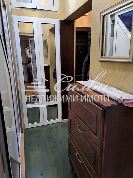 Дава се под наем Тристаен апартамент в Шумен, Военно училище - 90 кв.м за 331.5 € - Снимка #7