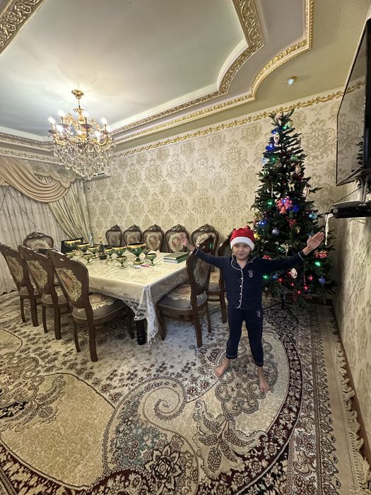 4 honali dom sotiladi