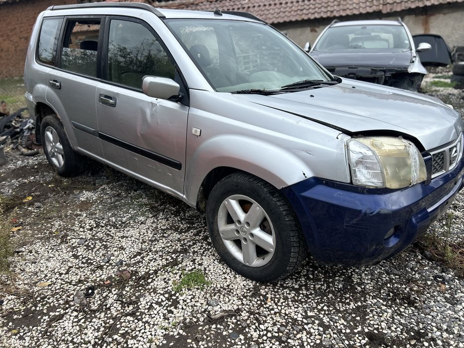 Нисан екстрейл 2,2дци 136 на части/Nisan X-trail 2.2dci 136ks