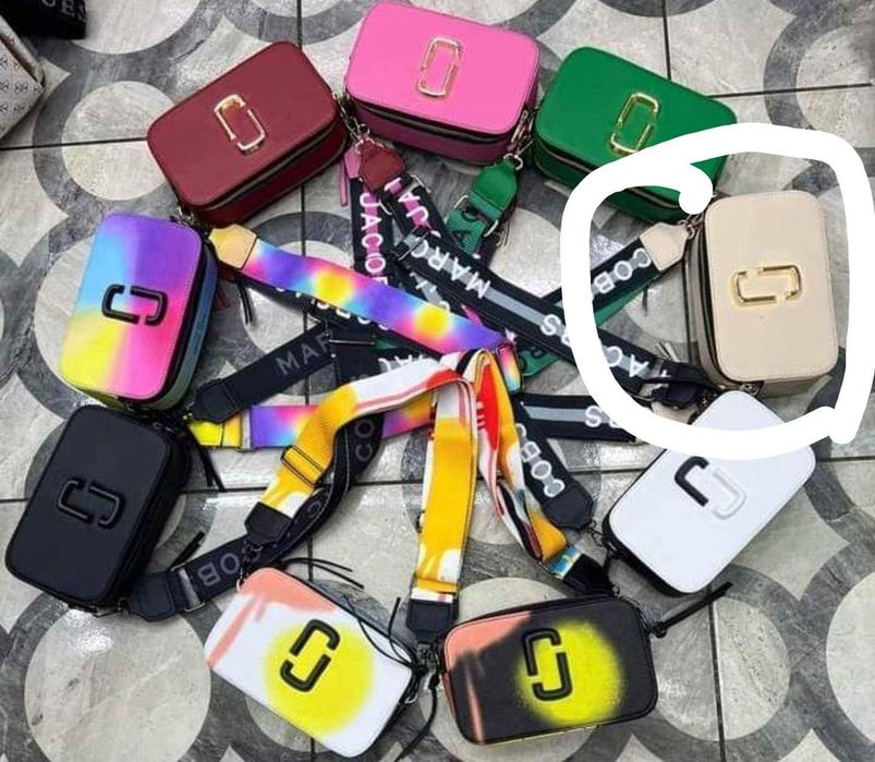 Genți superbe MK, GUESS , JACOBS