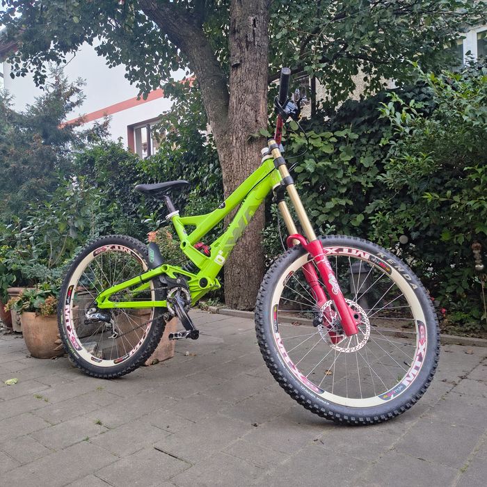 Vând bicicletă full suspension downhill UMF Duncan 2