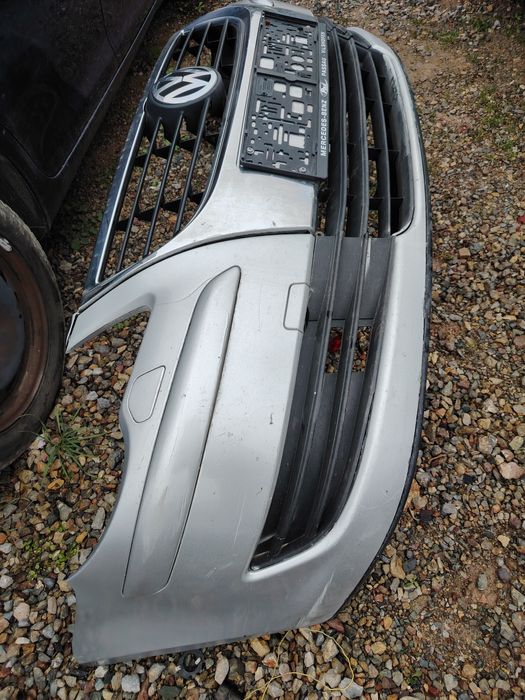 Предна броня за Фолксваген Туран 2007-2010г. / VW Touran facelift