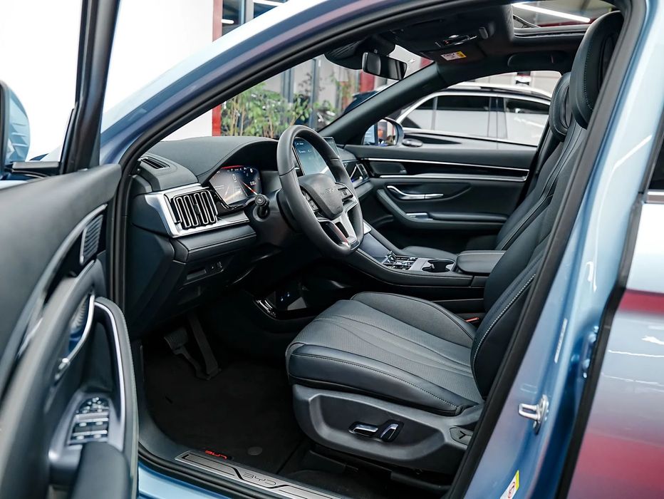 BYD Seal U 2025 hibrid, 35.874 € — imagine 4