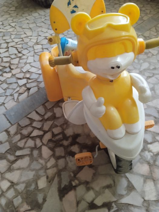 Velosipedcha sotiladi