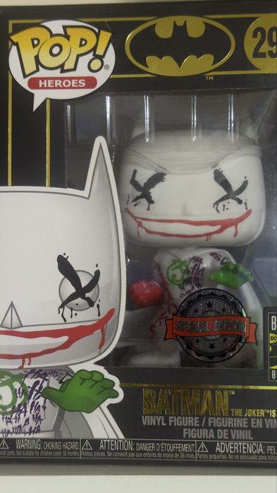 Funko Pop разные все в коробках.