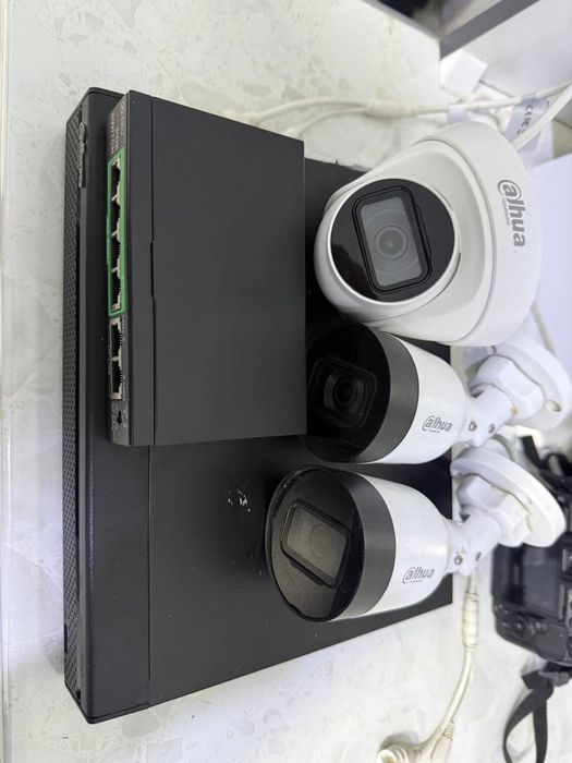 Камера IP Б/У 3 штук alhua