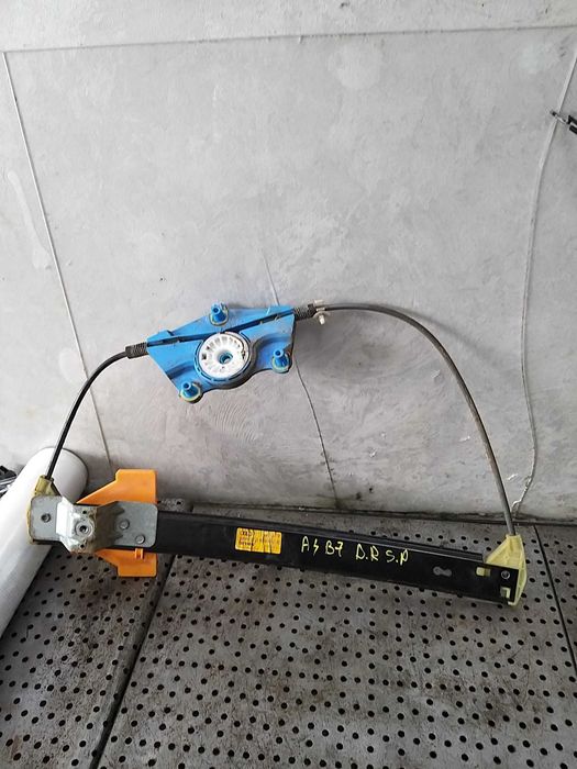 Macara geam electric dreapta spate audi a4 b7 8e 8e0839462b