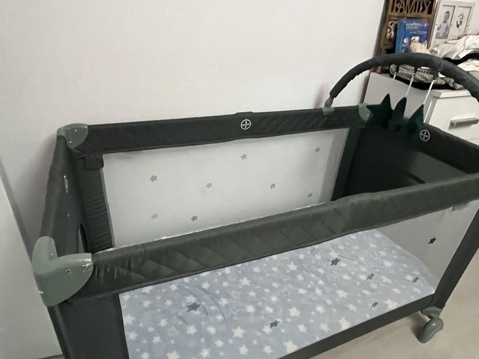 Vând  pătuț bebe