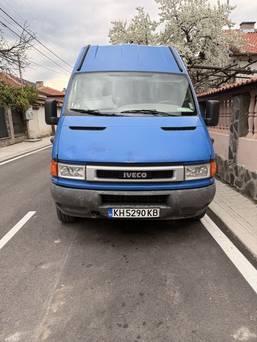 Продавам бус IVECO DAILY