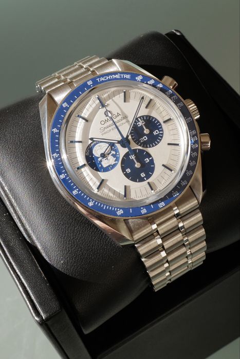 Omega Speedmaster - Silver Snoopy Award 2025 - FULL SET + bratara din metal Omega