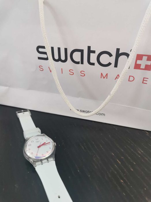 Часовник Swatch мат