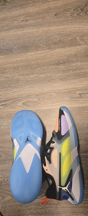 Нови сникърси университет 41 номер