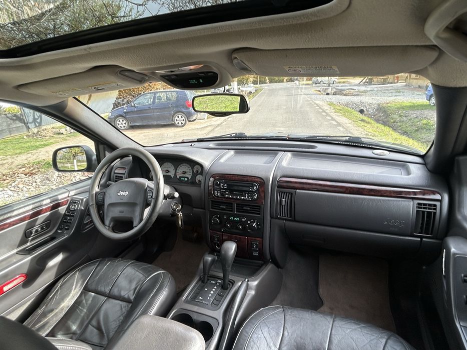 Vand jeep cherokee 3.2 Diesel 4x4 mic-mare Cutie automata