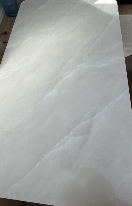 Стол со стульями