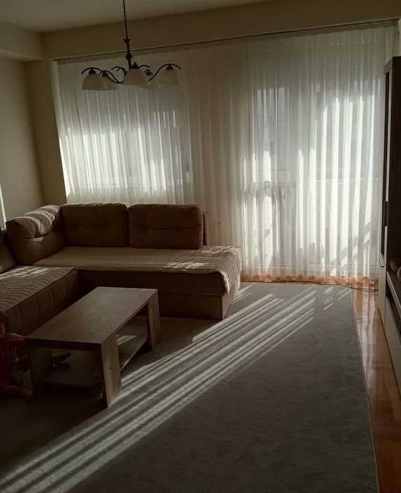 Дава се под наем Тристаен апартамент в Пловдив, Център - 90 кв.м за 326.4 € - Снимка #1