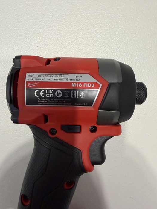 Milwaukee Fid3,masina de insurubat cu impact,226Nm