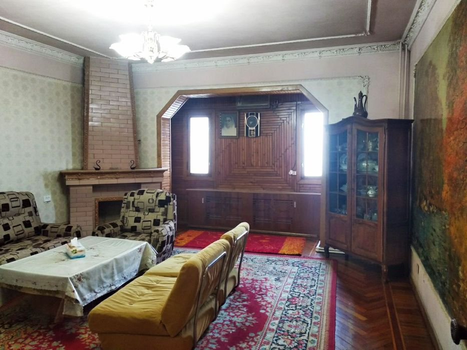 Продается 3-8-9 на Юнусабад 4 кв. Собственник
