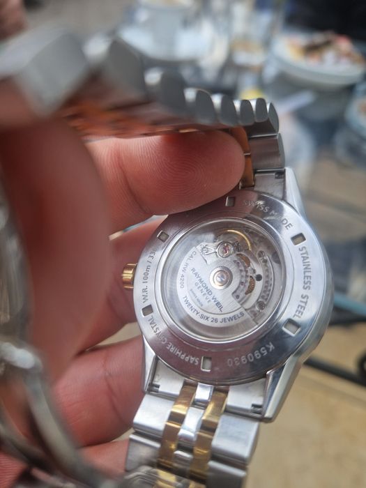 Часовник Raymond Weil от колекцията Freelancer