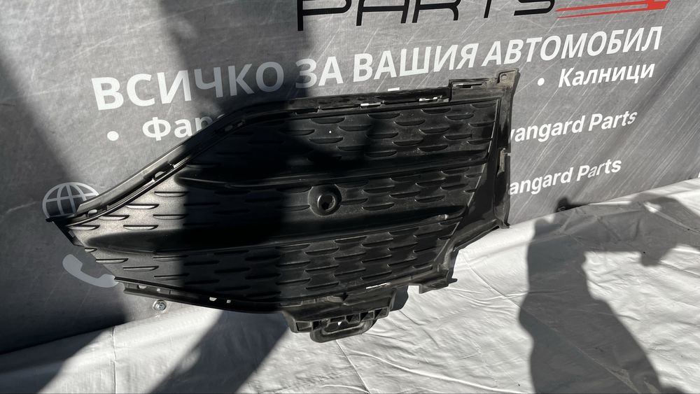 Дясна решетка за предна броня Mercedes GLC X253 (2020-2022)