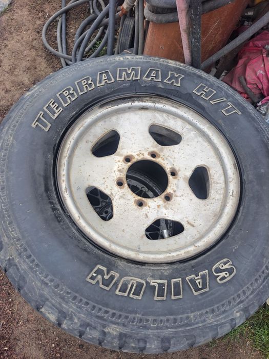 Запаска с диском для delica делика