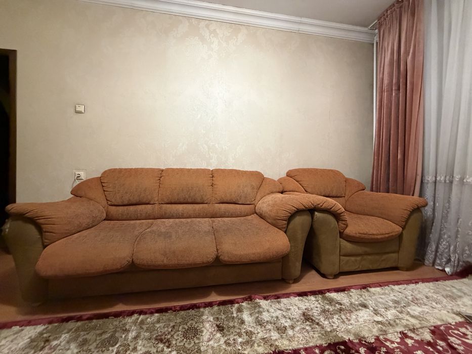 Диван и 2 кресла