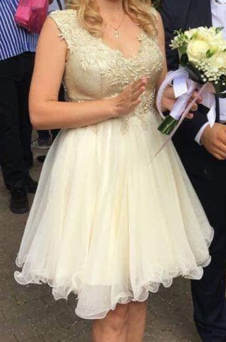 Rochie de ocazie crem