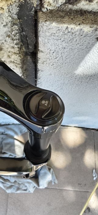 Нова Вилка RockShox Reba RL 26" Solo Air Tapered 15х100 ход 120,130мм