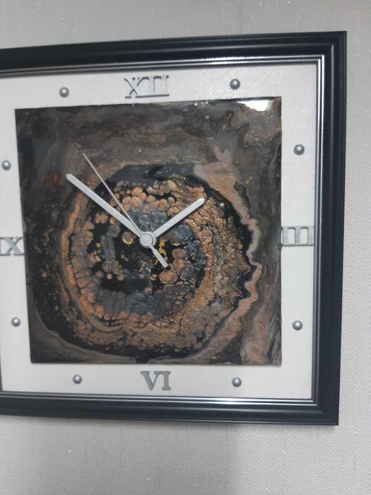 Часовник картина