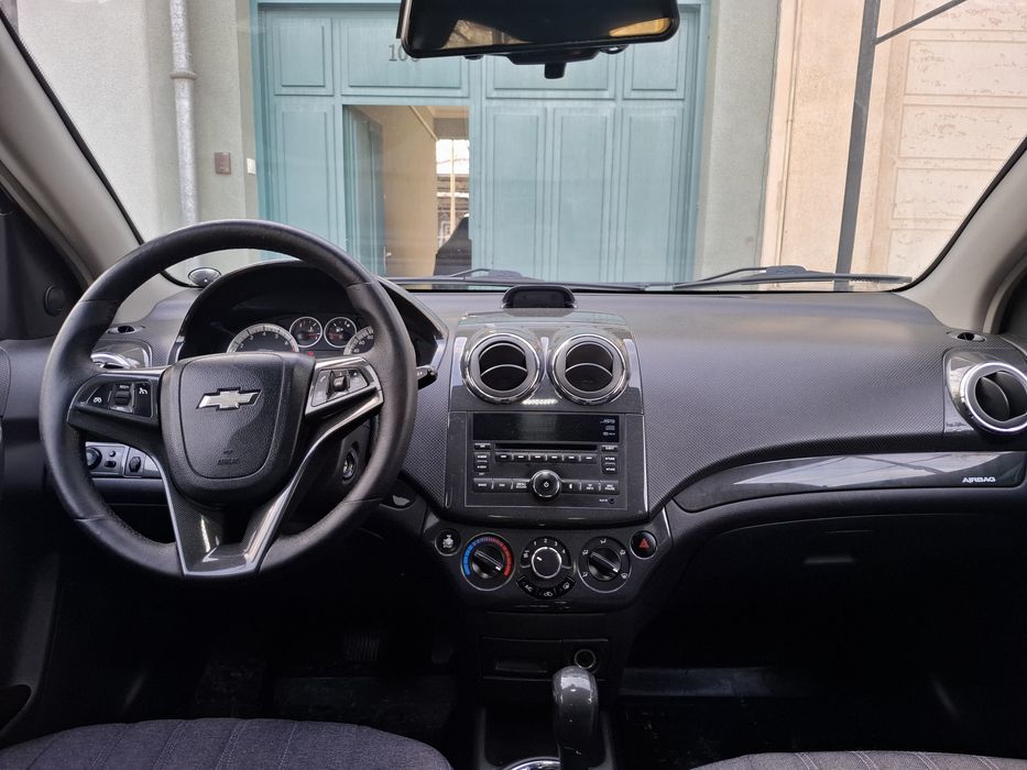 Nexia Ravon R3 srochni sotiladi