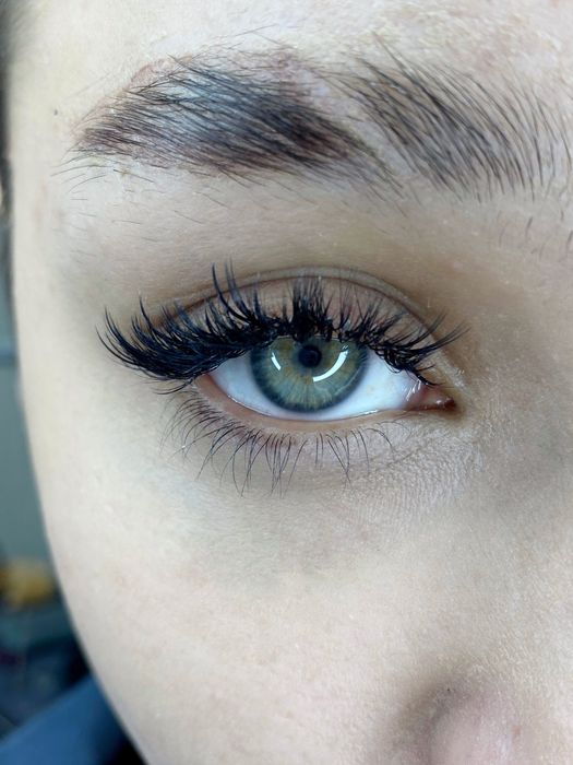 Наращивание ресниц