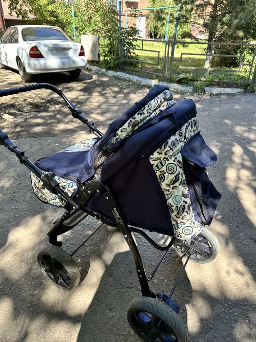 Продам отличную коляску