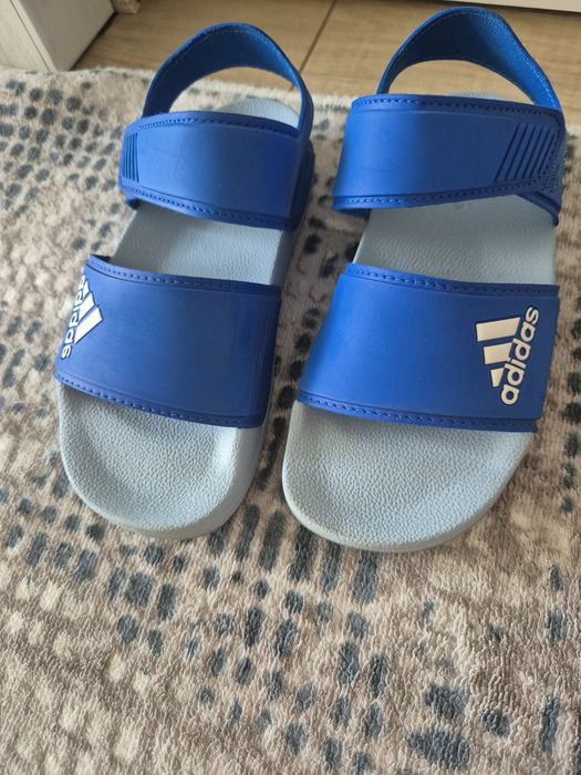 Adidas 33 номир сандали