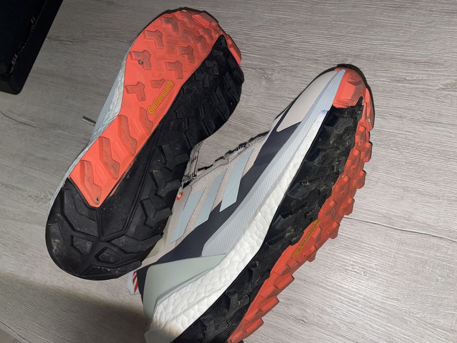 Adidasi Adidas -Goretex