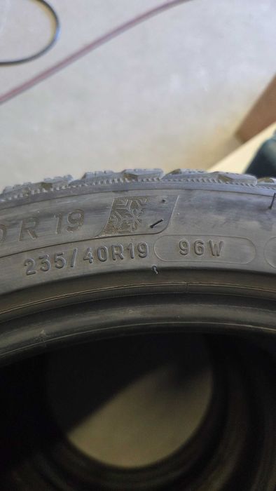 4 зимни гуми Michelin Pilot Alpin 5 235/40 R19 96W