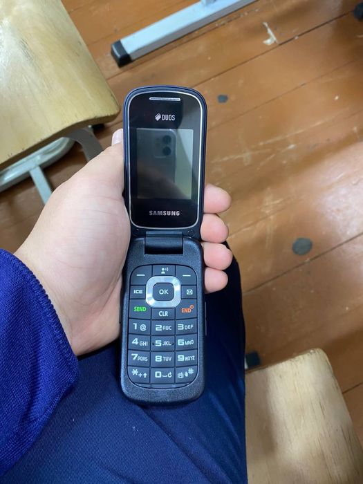 Ligushka nokia sotiladi