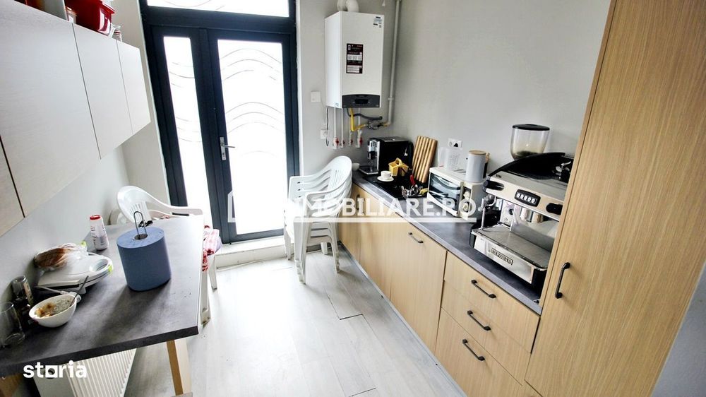 Spatiu comercial in clădire nouă,220 mp.utili,1800 euro mp