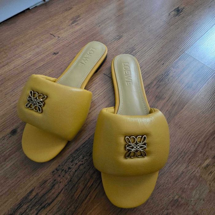 Loewe чехли естествена кожа