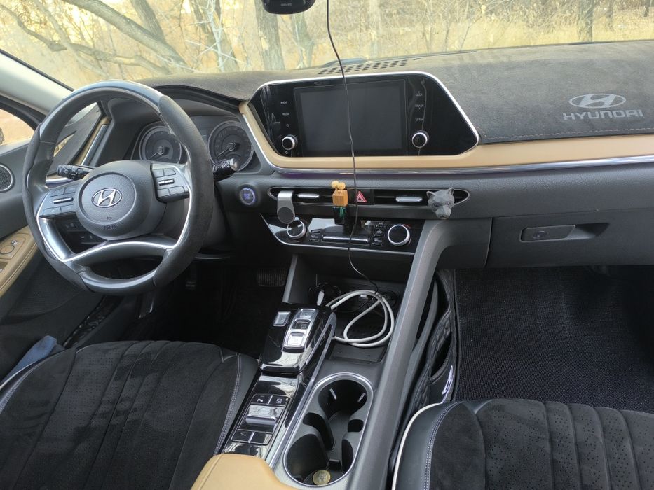 Продам  на хюндай соната