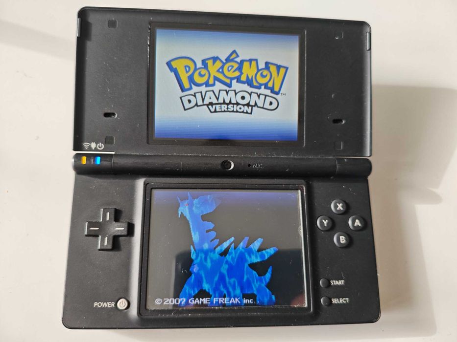 Nintendo DSi - качени много игри