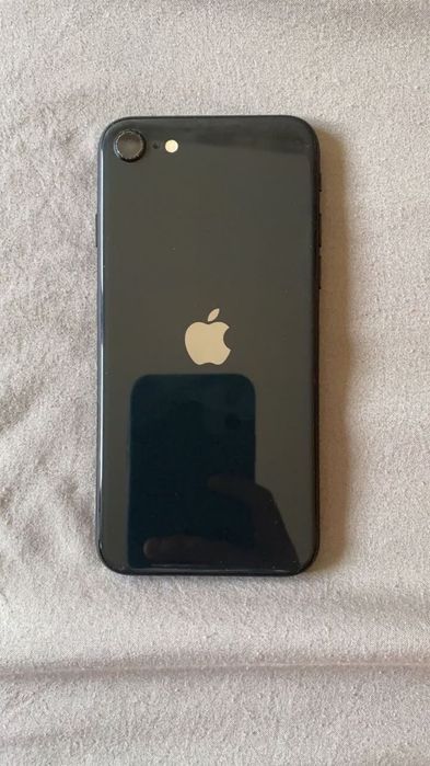 Продам iPhone 8, 64 ГБ