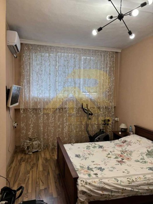 Продава се Тристаен апартамент в София, Илинден - 104 кв.м за 2058 €/кв.м - Снимка #4