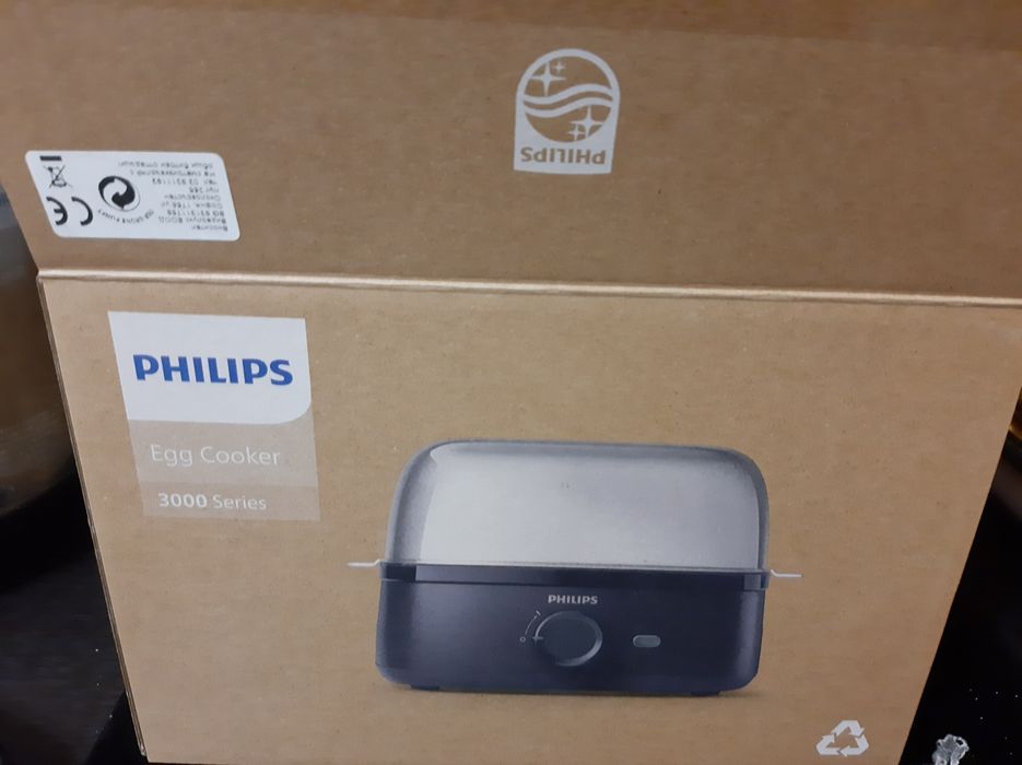 Яйцеварка PHILIPS HD9137/90 ЧЕРЕН, 400 W