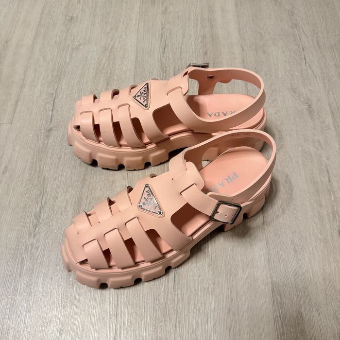 Сандали Prada реплика