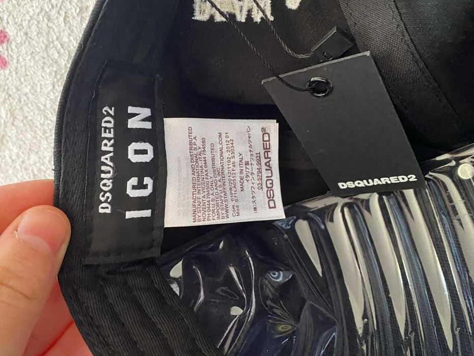 Sapca dsquared2 noua