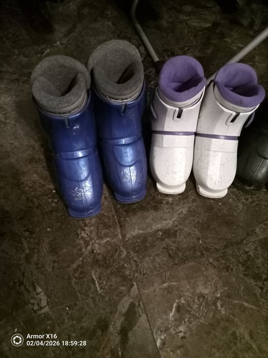 Ски обувки употребявани.