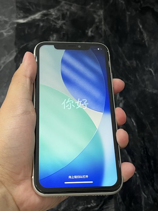 Продам iPhone 11