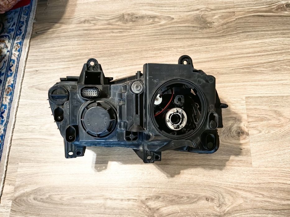 Фарове за chrysler 300c