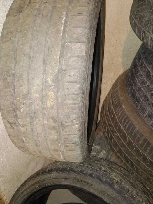 Продавам гуми 215/40/17 по 5 евро за брой!